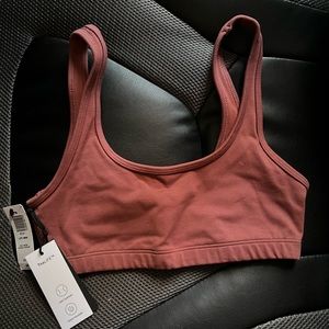 NWT Aritzia (TNA life) Sports Bra